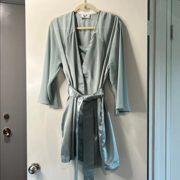Valentino Intimo Green Satin Chiffon 2 Pc Chemise and Robe. NWOT vintage. - Picture 12 of 13